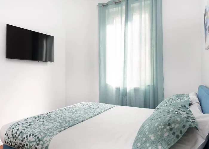 Idyllia - Bright And Modern *